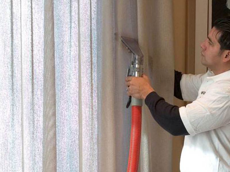 Curtain and upholstery cleaning service